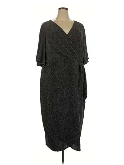 Pre-owned Avenue Cocktail Dress In Gray