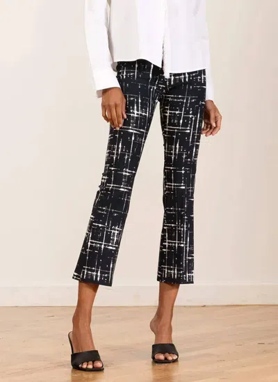 Avenue Montaigne Leo Crop Flare Graffiti Pants In White /black