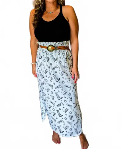 Avery Apparel Lonestar Side Slits Smocked Waist Skirt In White In Multi