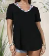 Avery Apparel V Neck Block Top In Black