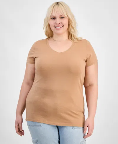 AVETO TRENDY PLUS SIZE FITTED V-NECK T-SHIRT