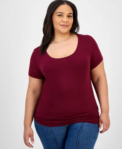 Aveto Trendy Plus Size Scoop-neck T-shirt