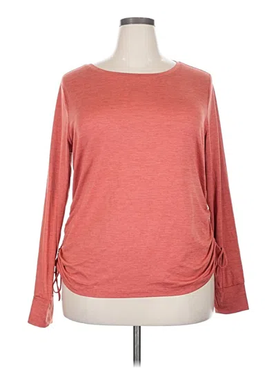 Pre-owned Avia 3/4 Sleeve T-shirt In Red