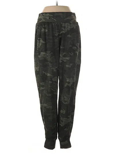 Pre-owned Avia Casual Pants In Green