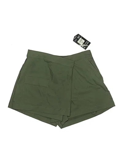 Pre-owned Avia Khaki Shorts In Green