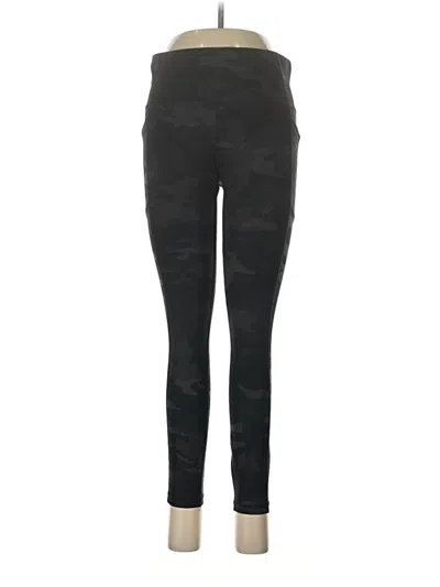 Pre-owned Avia Leggings In Black
