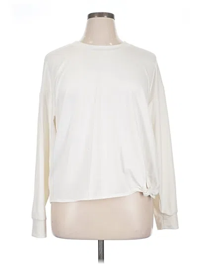 Pre-owned Avia Long Sleeve T-shirt In Ivory