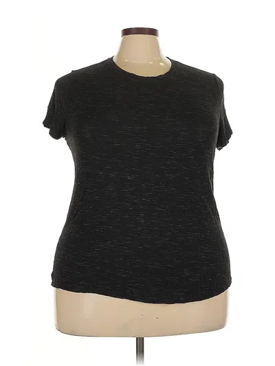 Pre-owned Avia Short Sleeve T-shirt In Black