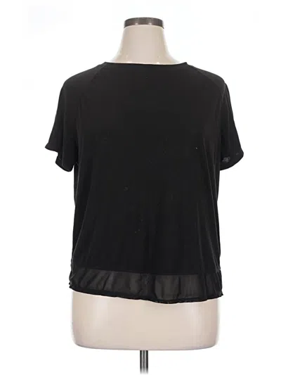 Pre-owned Avia Short Sleeve T-shirt In Black