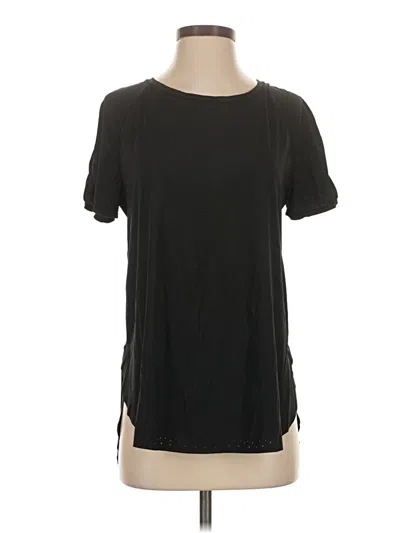 Pre-owned Avia Short Sleeve T-shirt In Black
