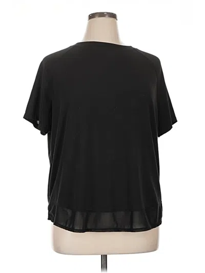Pre-owned Avia Short Sleeve T-shirt In Black