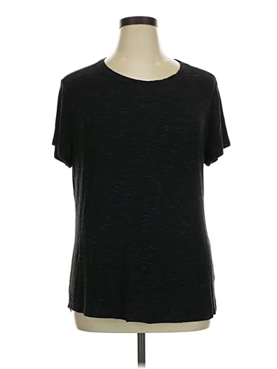 Pre-owned Avia Short Sleeve T-shirt In Black