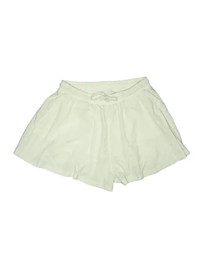 Pre-owned Avia Shorts In Ivory