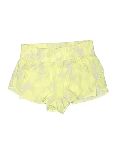Pre-owned Avia Shorts In Yellow