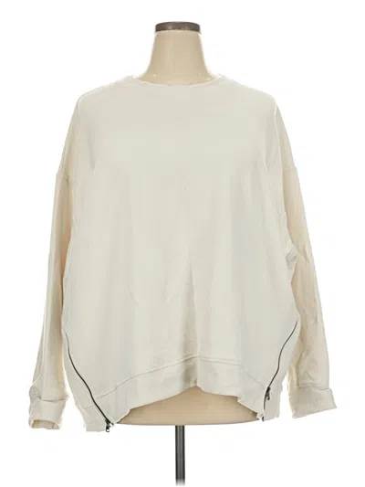 Pre-owned Avia Sweatshirt In Ivory