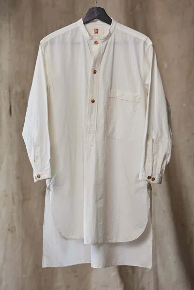 Aviva Jifei Xue Stand Collar Pullover Long Shirt In White