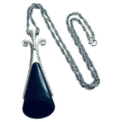 Pre-owned Avon Signed Silver Tone Black Pendant Modernist Designer Runway Necklace