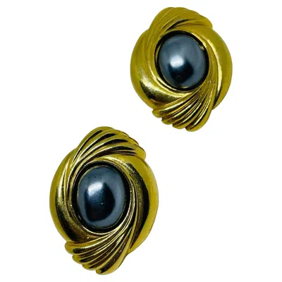 Pre-owned Avon Vintage Gold Tone Grey Pearls Designer Pierced Earrings In Gray