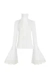 A.w.a.k.e. Moda Operandi In White