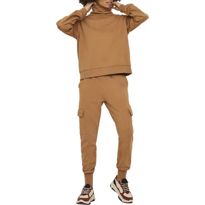Aware By Vero Moda Mercy Womens Fleece Lined Roll Neck Sweatshirt In Brown