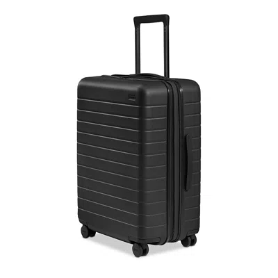 Away 26 Medium Flex Luggage In Jet Black