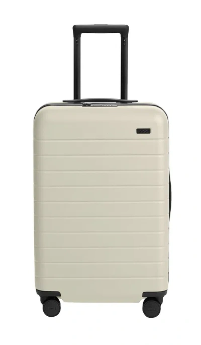Away Bigger Carry On Flex In White