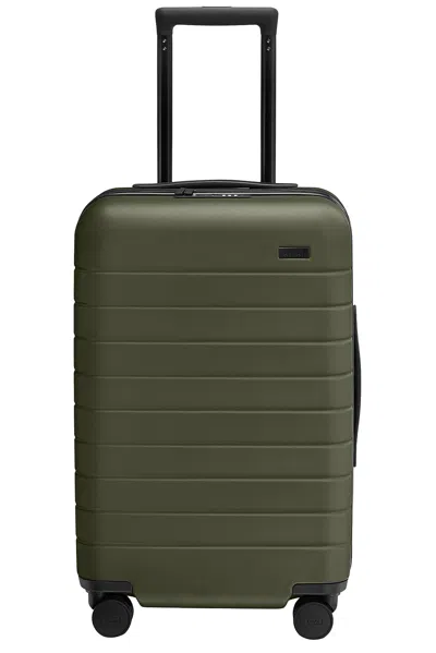 Away Carry On Flex In Green