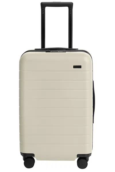 Away Carry On Flex In White