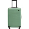 Away Flex 22-inch Bigger Spinner Carry-on