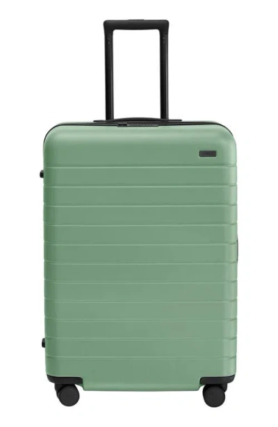 Away Flex 26-inch Spinner Suitcase