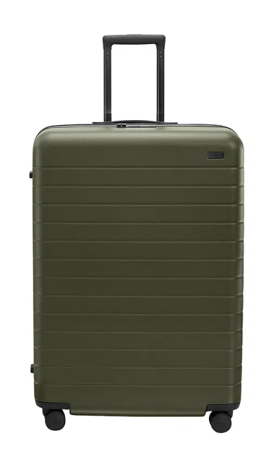 Away Large Flex In Green