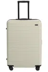 Away Medium Flex In White