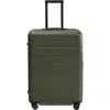 Away The Medium Flex Suitcase