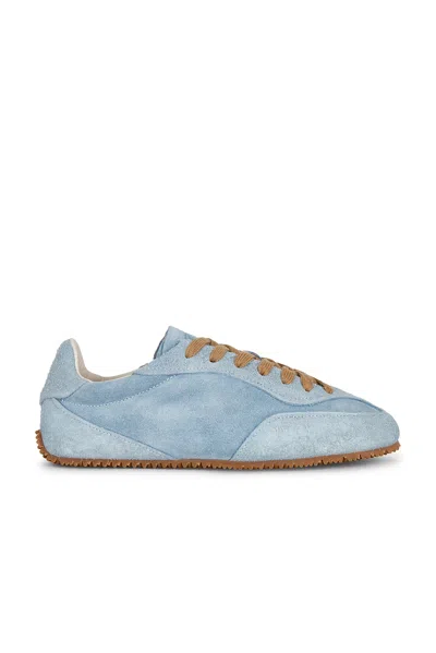 Axel Arigato Daze Runner In Blue & Tan