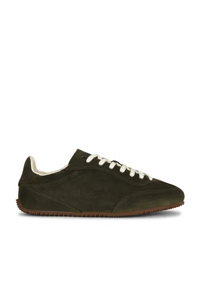 Axel Arigato Daze Runner In Khaki & Gum