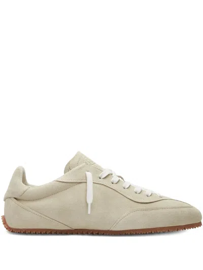 Axel Arigato Daze Runner Suede Lace-up Low-top Sneakers In Neutral