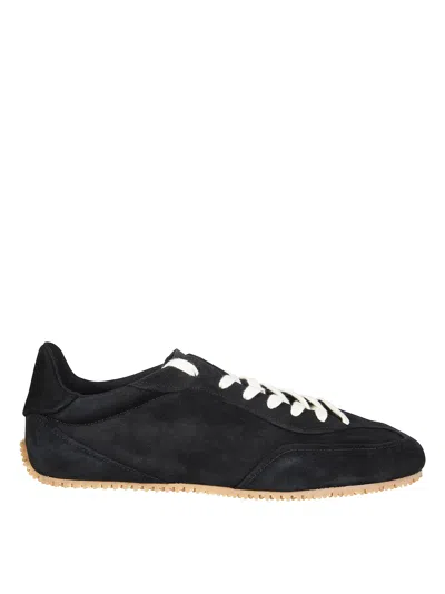 Axel Arigato Daze Runner Black Sneaker With Logo On The Tongue And Grooved Sole In Suede Man