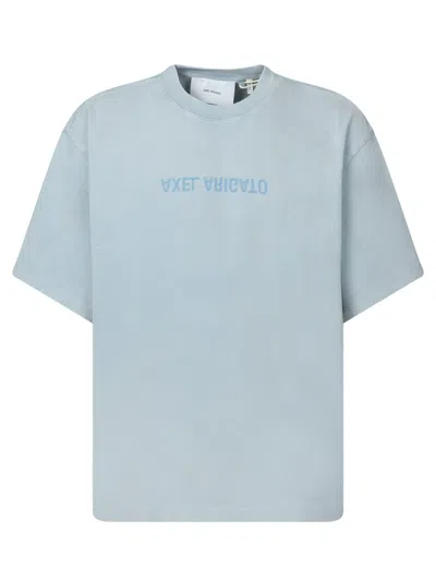 Axel Arigato Distort Logo T-shirt In Sky Blue