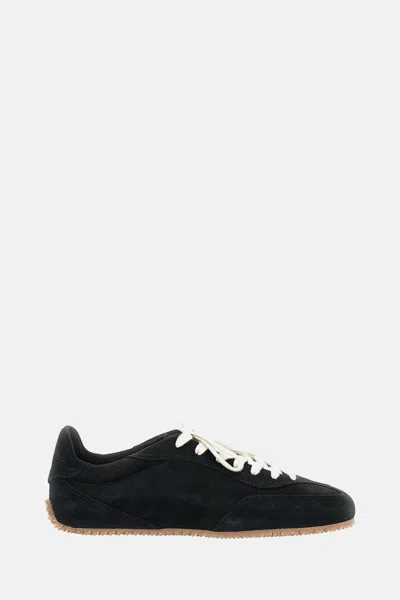Axel Arigato Daze Runner Black Sneaker With Logo On The Tongue And Grooved Sole In Suede Man
