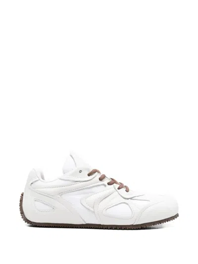 Axel Arigato Paneled-detail Lace-up Fastening Sneakers In White