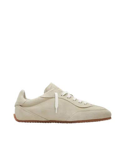 Axel Arigato Daze Runner Beige Sneaker With Logo On The Tongue And Grooved Sole In Suede Man In Neutral