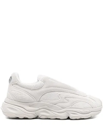 Axel Arigato Satellite Neo Runner Sneakers In White