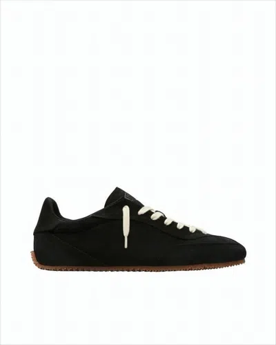 Axel Arigato Daze Runner Black Sneaker With Logo On The Tongue And Grooved Sole In Suede Man