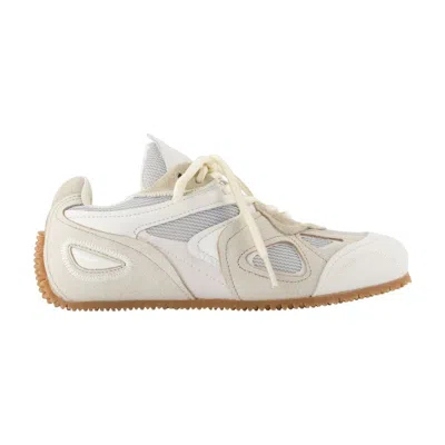 Axel Arigato Slow Runner White And Beige Sneaker With Mesh Inserts And Grooved Sole In Leather And Fabric Woman