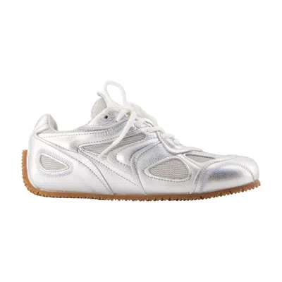Axel Arigato Grey Textured Runner Sneakers In Gray