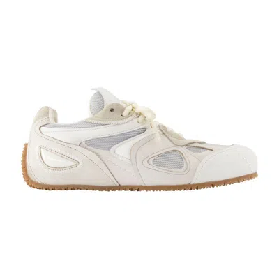 Axel Arigato Slow Runner Sneakers In White