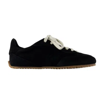 Axel Arigato Daze Sneakers In Black