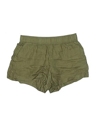 Pre-owned Ayr Shorts In Green
