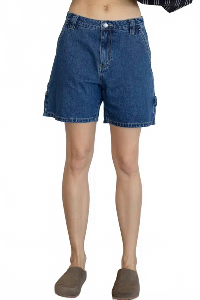 Azalea Mika Denim Cargo Shorts In Medium Wash In Multi