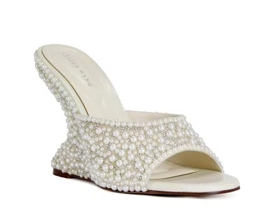 Azalea Wang Aaralyn Floating Heel Sandal In White